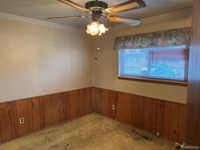 17970 S Wind Drive, Fraser, MI 48026