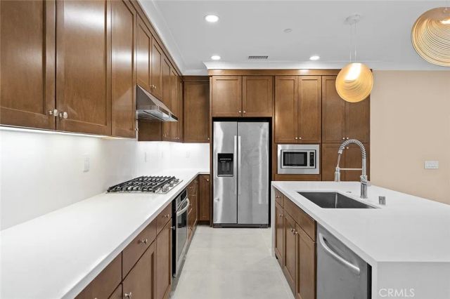 143 Rodeo, Irvine, CA 92602