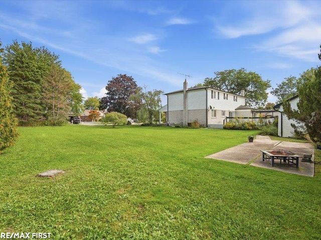 47431 Nola Drive, Macomb Twp, MI 48044