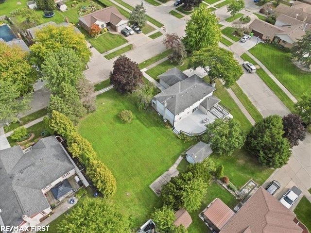 47431 Nola Drive, Macomb Twp, MI 48044