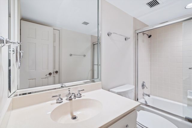 200 Wagner Pl Apt 1407 1408, Memphis, TN 38103