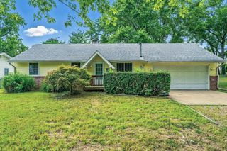 3185 South Ferguson Avenue, Springfield, MO 65807