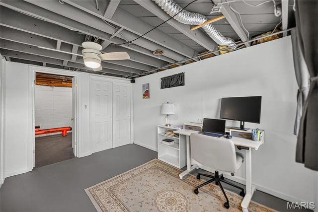 1015 S 6th Street, St Charles, MO 63301