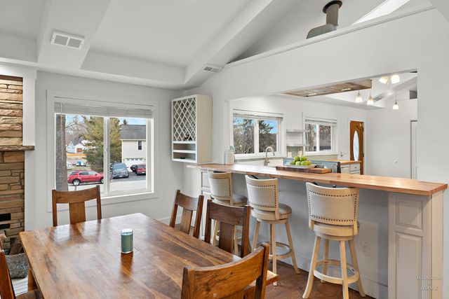 4433 Wildwood Drive, Crystal Lake, IL 60014