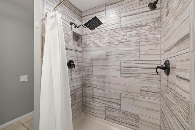 4433 Wildwood Drive, Crystal Lake, IL 60014