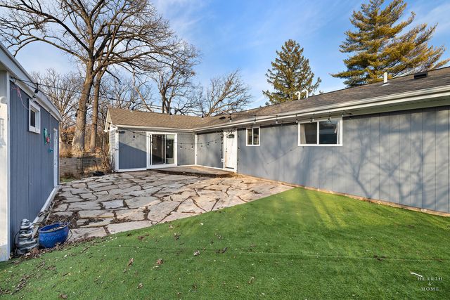 4433 Wildwood Drive, Crystal Lake, IL 60014