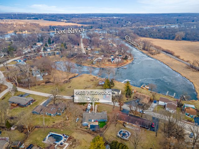 4433 Wildwood Drive, Crystal Lake, IL 60014