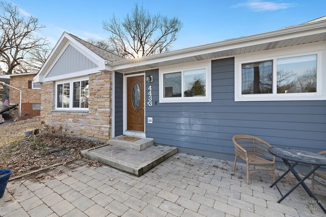 4433 Wildwood Drive, Crystal Lake, IL 60014