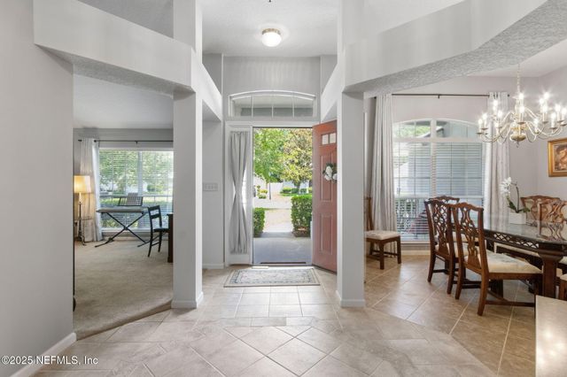 8826 CANOPY OAKS Drive, Jacksonville, FL 32256