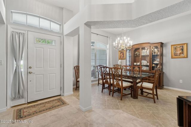 8826 CANOPY OAKS Drive, Jacksonville, FL 32256
