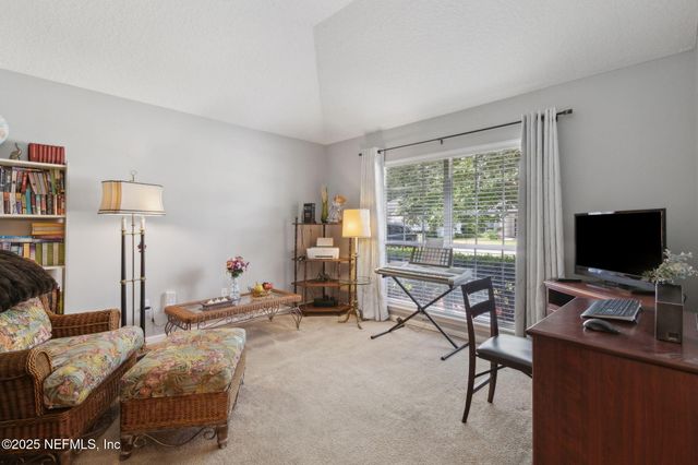 8826 CANOPY OAKS Drive, Jacksonville, FL 32256