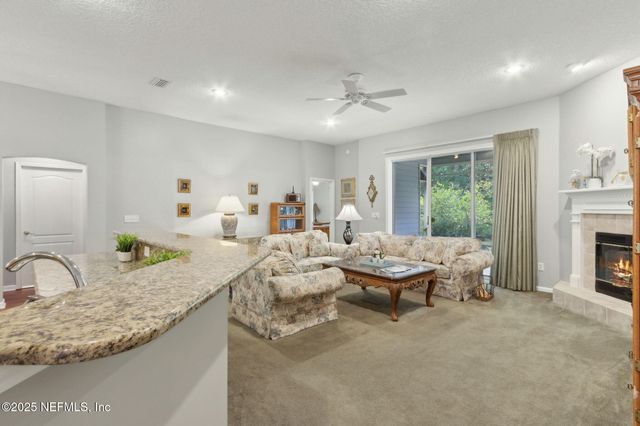 8826 CANOPY OAKS Drive, Jacksonville, FL 32256