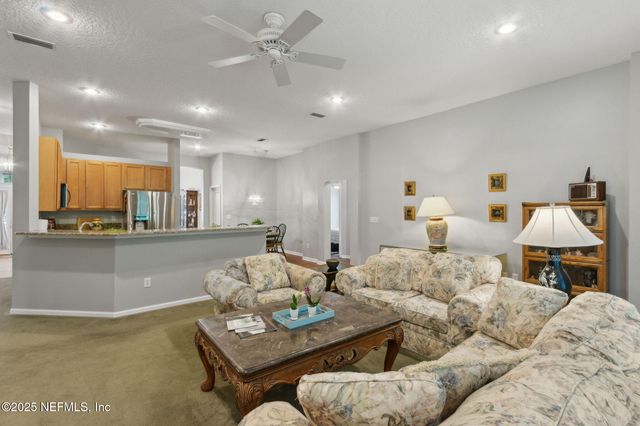 8826 CANOPY OAKS Drive, Jacksonville, FL 32256