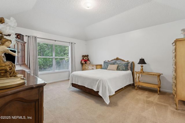 8826 CANOPY OAKS Drive, Jacksonville, FL 32256