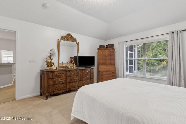 8826 CANOPY OAKS Drive, Jacksonville, FL 32256