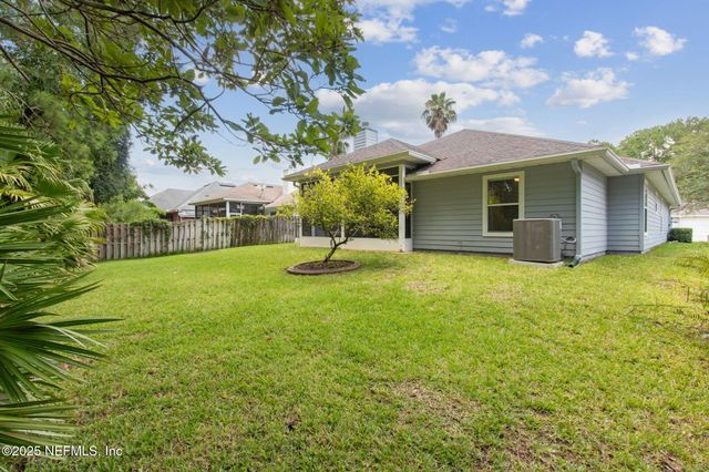 8826 CANOPY OAKS Drive, Jacksonville, FL 32256