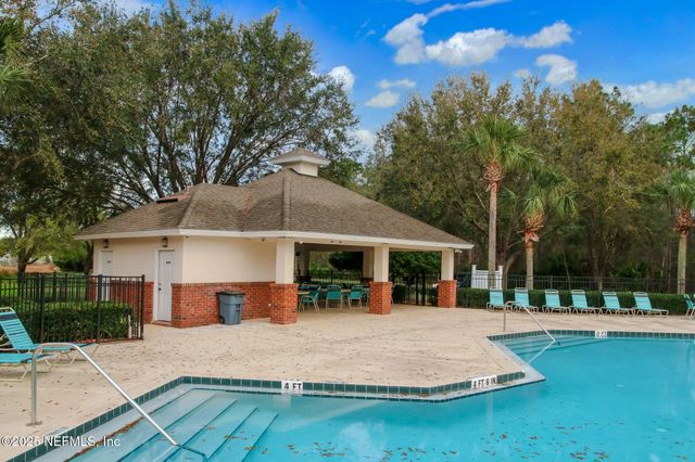 8826 CANOPY OAKS Drive, Jacksonville, FL 32256