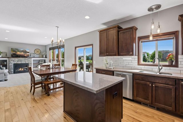 19806 Dover Drive, Farmington, MN 55024