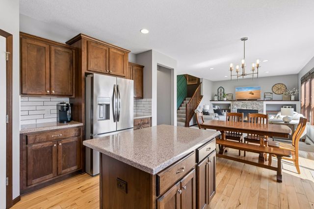 19806 Dover Drive, Farmington, MN 55024