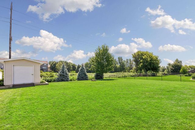 19806 Dover Drive, Farmington, MN 55024