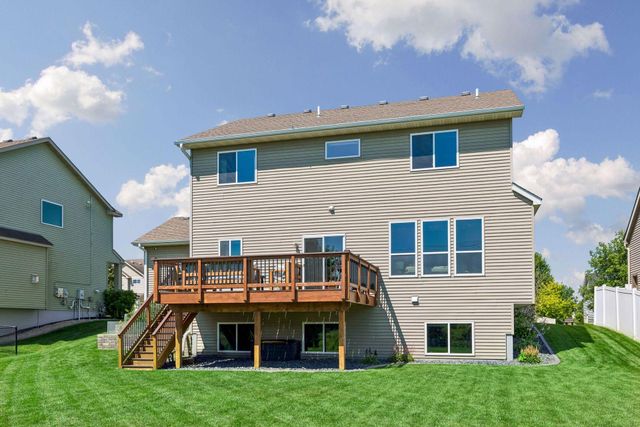 19806 Dover Drive, Farmington, MN 55024