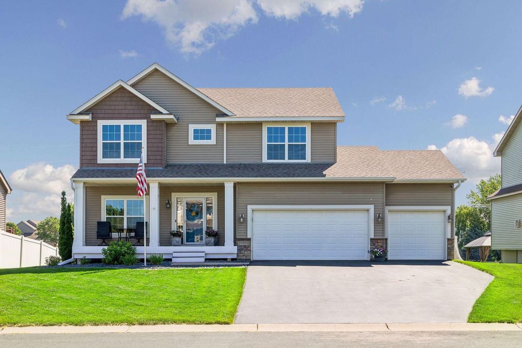 19806 Dover Drive, Farmington, MN 55024