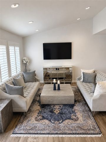 22540 Jeffrey Mark Court 4, Chatsworth, CA 91311