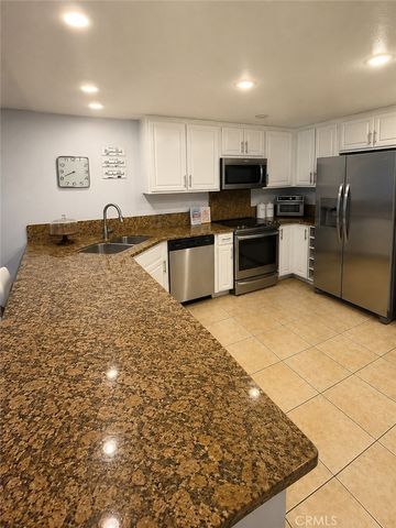 22540 Jeffrey Mark Court 4, Chatsworth, CA 91311