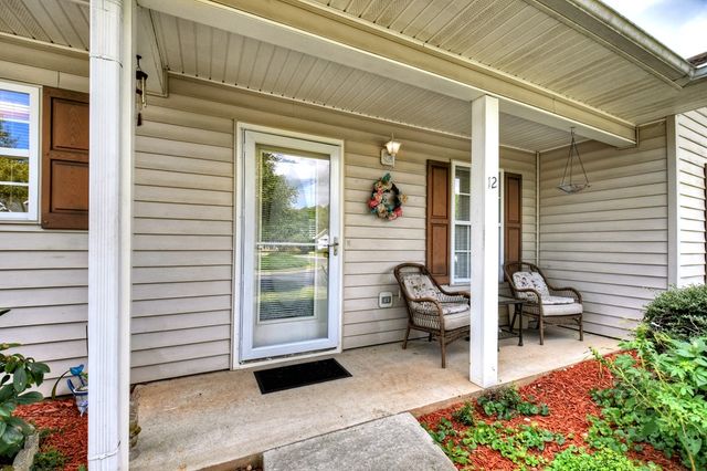 12 Sunset Court, Blue Ridge, GA 30513