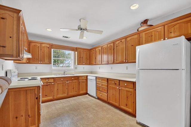 12 Sunset Court, Blue Ridge, GA 30513