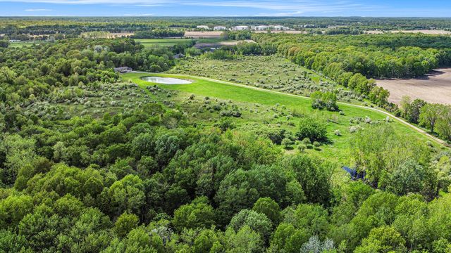 2479 Oakley Road, Stockbridge, MI 49285