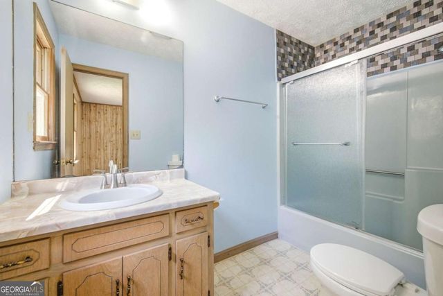 2710 Mud Creek Road, Cornelia, GA 30531