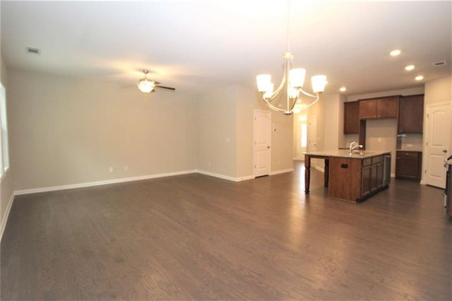 1736 Lansing Bluff Walk, Lawrenceville, GA 30043