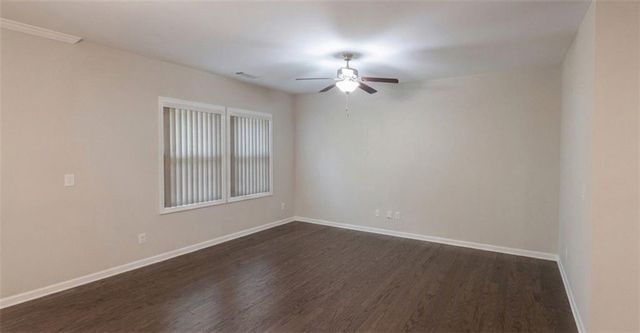 1736 Lansing Bluff Walk, Lawrenceville, GA 30043