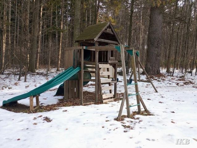 429 St Andrews Court, Gladwin, MI 48624