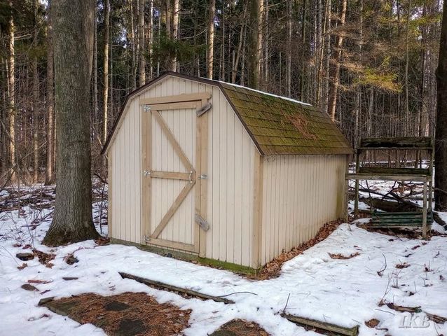 429 St Andrews Court, Gladwin, MI 48624