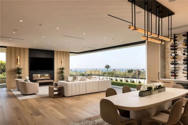 53 Montecito Drive, Corona Del Mar, CA 92625