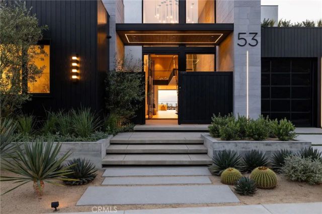 53 Montecito Drive, Corona Del Mar, CA 92625