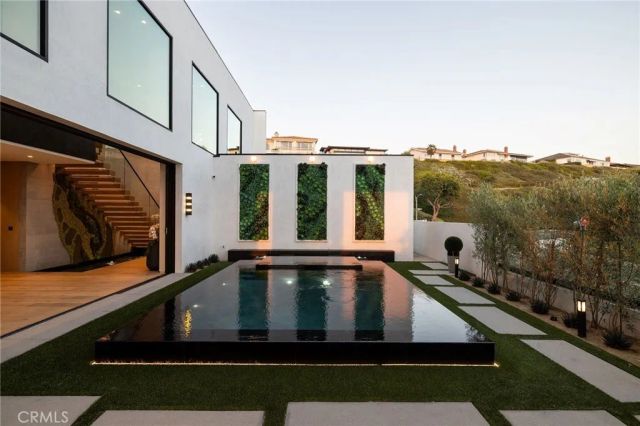 53 Montecito Drive, Corona Del Mar, CA 92625