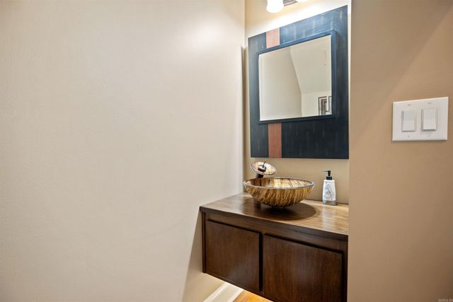 4518 Clubhouse Dr, Jonesboro, AR 72405