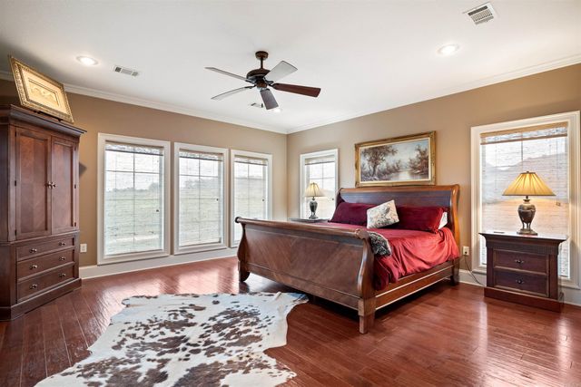 4518 Clubhouse Dr, Jonesboro, AR 72405