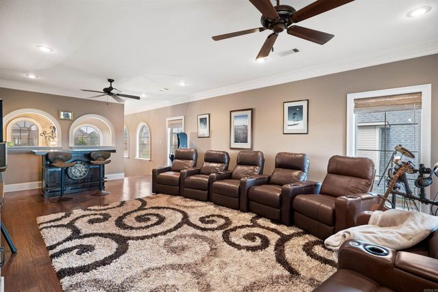 4518 Clubhouse Dr, Jonesboro, AR 72405