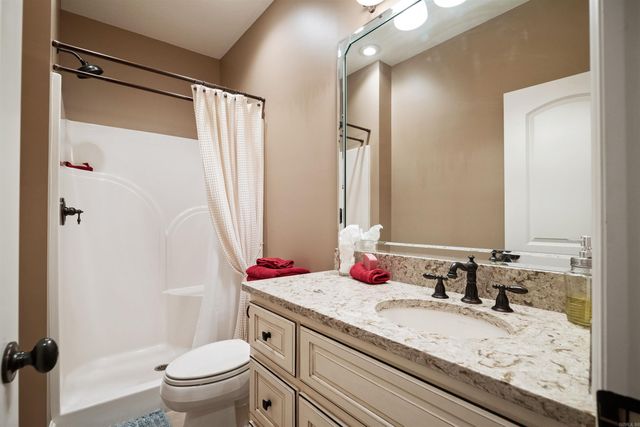 4518 Clubhouse Dr, Jonesboro, AR 72405