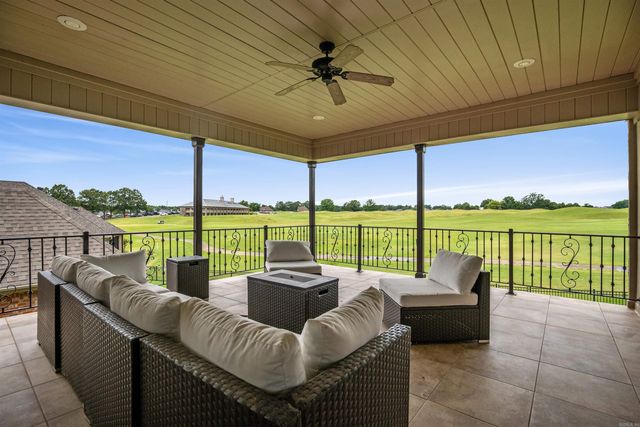 4518 Clubhouse Dr, Jonesboro, AR 72405