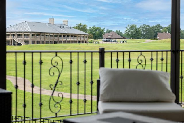 4518 Clubhouse Dr, Jonesboro, AR 72405