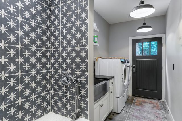 6 MAPLE GROVE RD, Mohnton, PA 19540