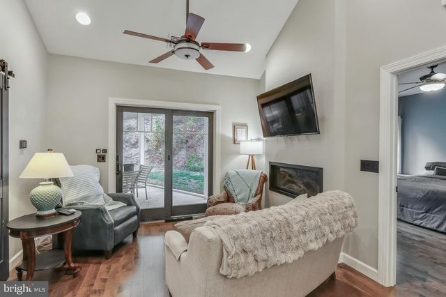 6 MAPLE GROVE RD, Mohnton, PA 19540