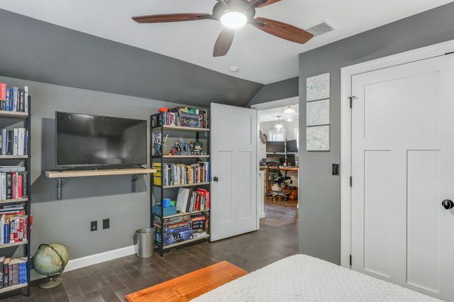 6 MAPLE GROVE RD, Mohnton, PA 19540