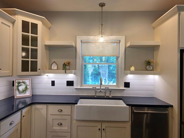 6 MAPLE GROVE RD, Mohnton, PA 19540