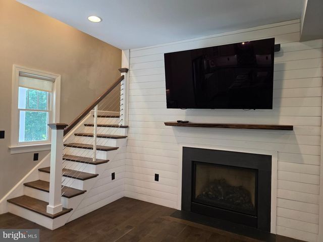 6 MAPLE GROVE RD, Mohnton, PA 19540
